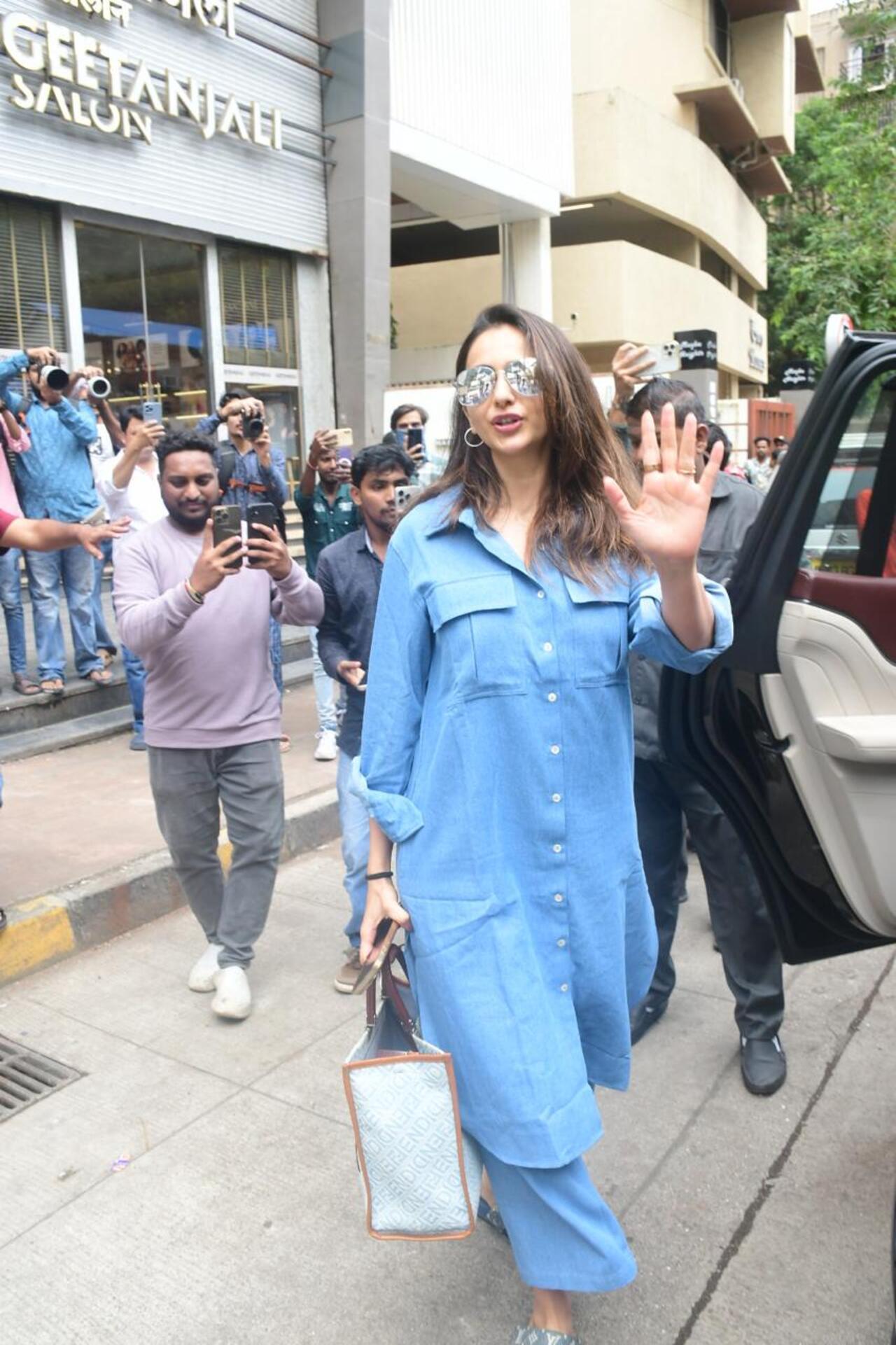 Rakul Preet Singh looked beautiful as she stepped out of a salon in Bandra wearing a refreshing blue kurta and pant co-ord set.